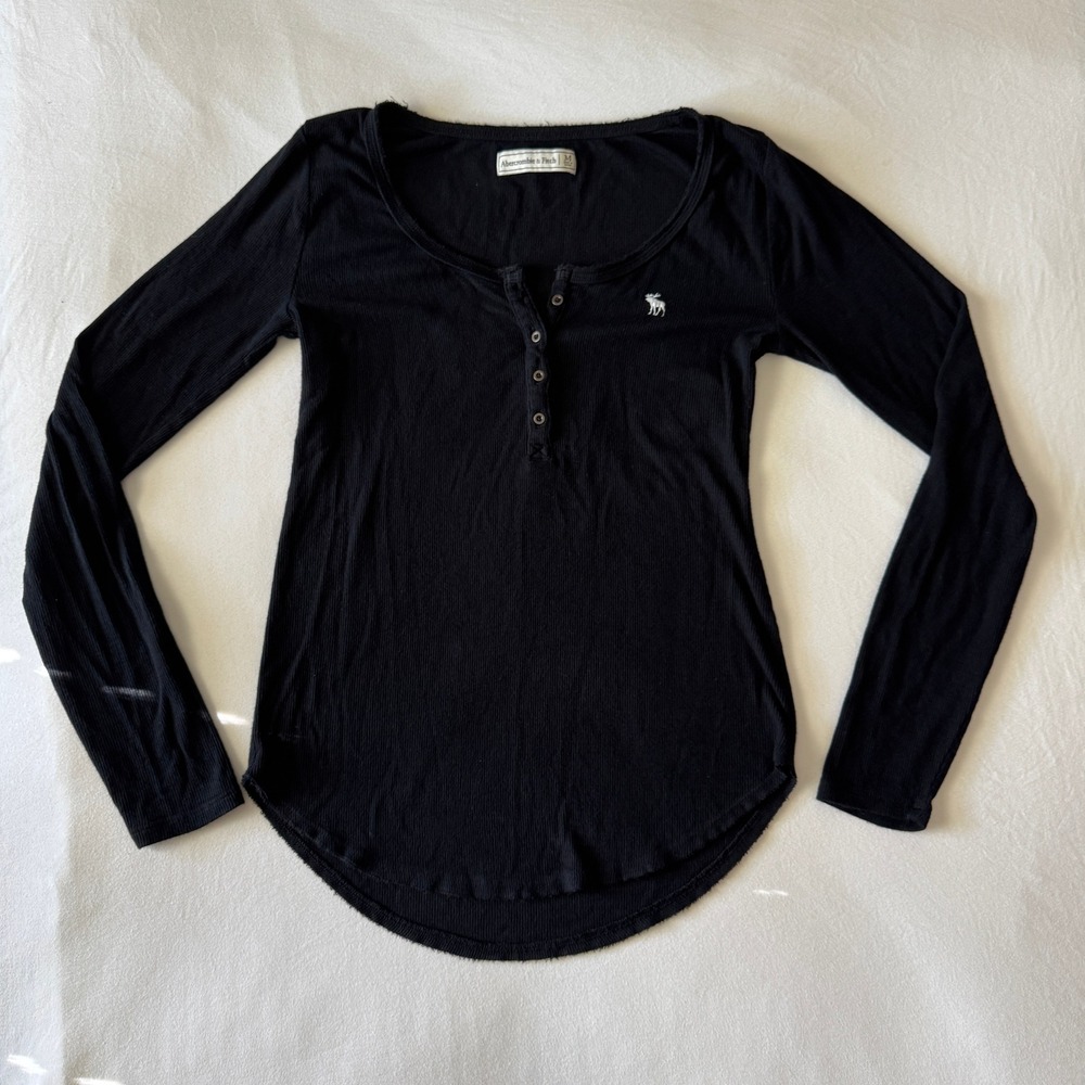 Abercrombie & Fitch Ribbed Henley Top Women M Black Moose Logo Y2K Grunge Goth
